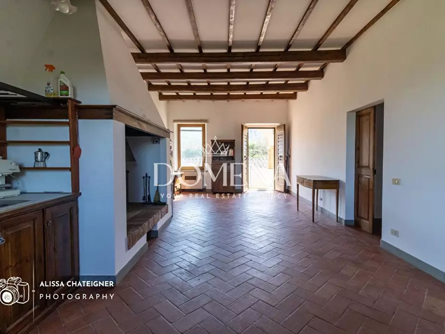 Immagine 25 di Casa colonica in vendita  a Rapolano Terme