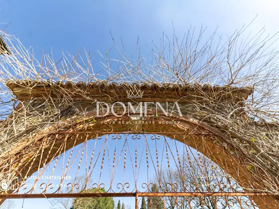 Immagine 42 di Casa colonica in vendita  a Rapolano Terme