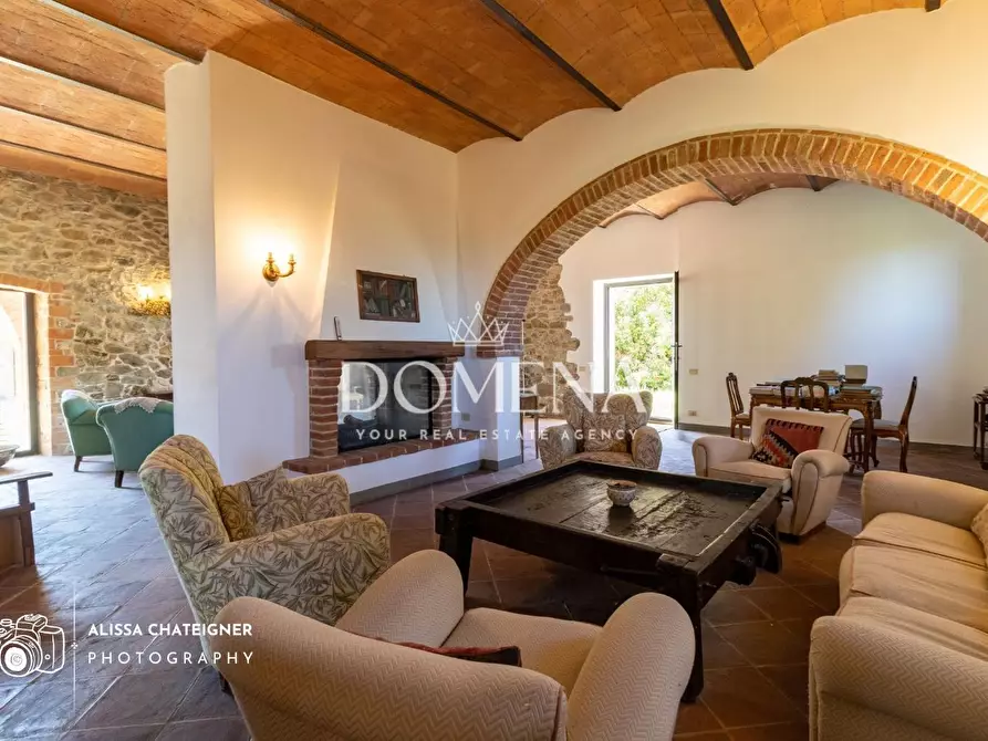 Immagine 15 di Casa colonica in vendita  a Rapolano Terme