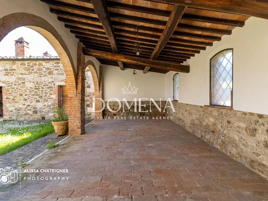 Immagine 33 di Casa colonica in vendita  a Rapolano Terme