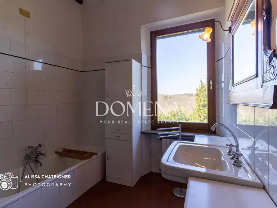 Immagine 28 di Casa colonica in vendita  a Rapolano Terme