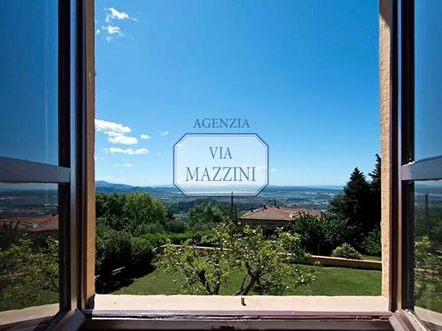 Immagine 20 di Villa in vendita  a Massarosa
