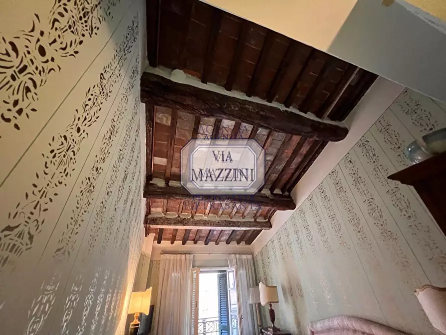 Immagine 10 di Appartamento in vendita  a Pietrasanta