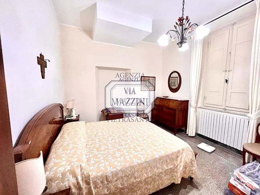 Immagine 17 di Villa in vendita  a Pietrasanta
