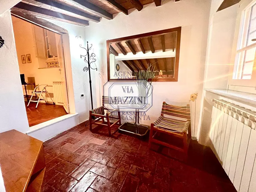 Immagine 5 di Appartamento in vendita  a Pietrasanta