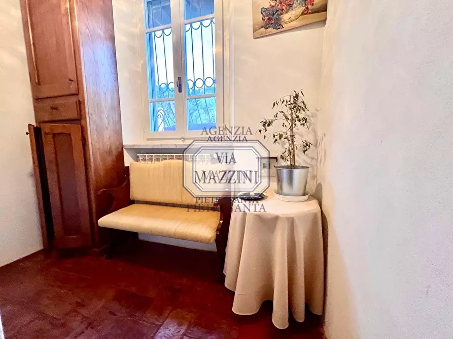 Immagine 4 di Appartamento in vendita  a Pietrasanta