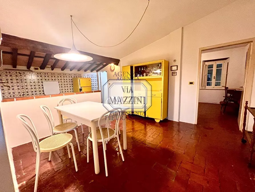 Immagine 7 di Appartamento in vendita  a Pietrasanta