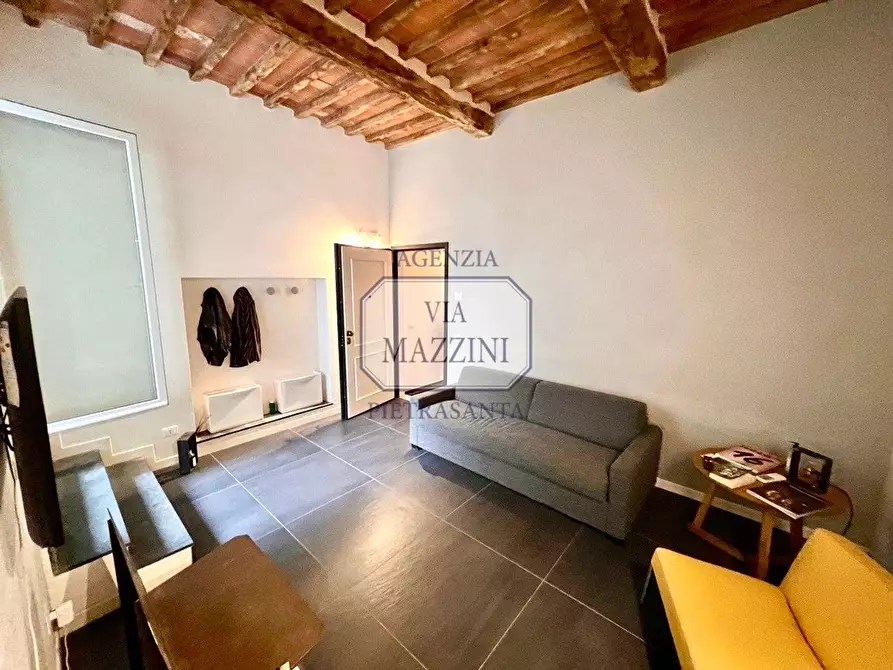 Immagine 7 di Appartamento in vendita  a Pietrasanta