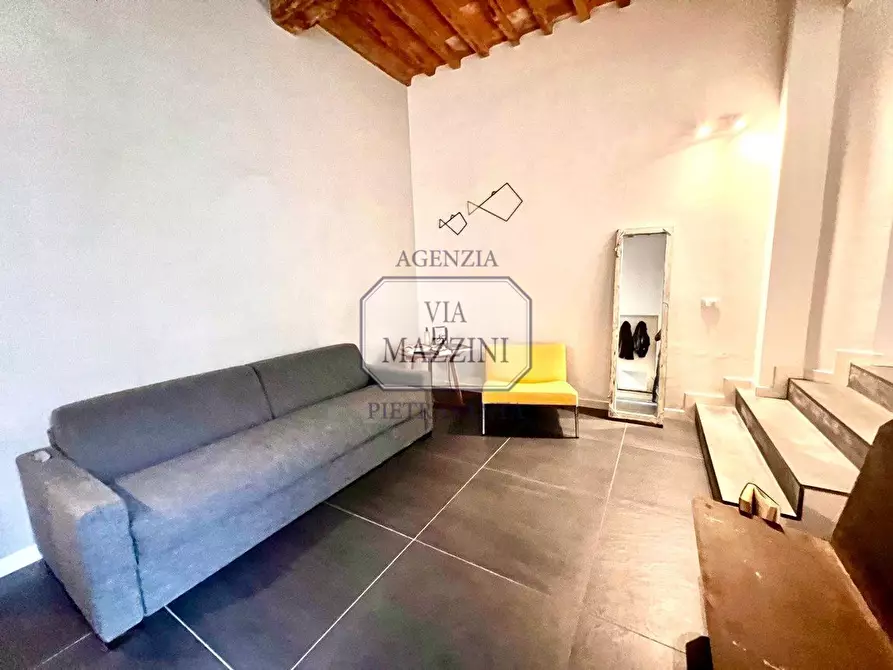 Immagine 6 di Appartamento in vendita  a Pietrasanta