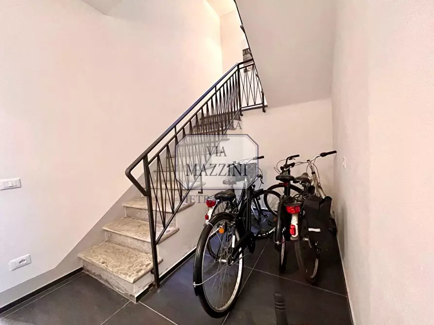 Immagine 23 di Appartamento in vendita  a Pietrasanta