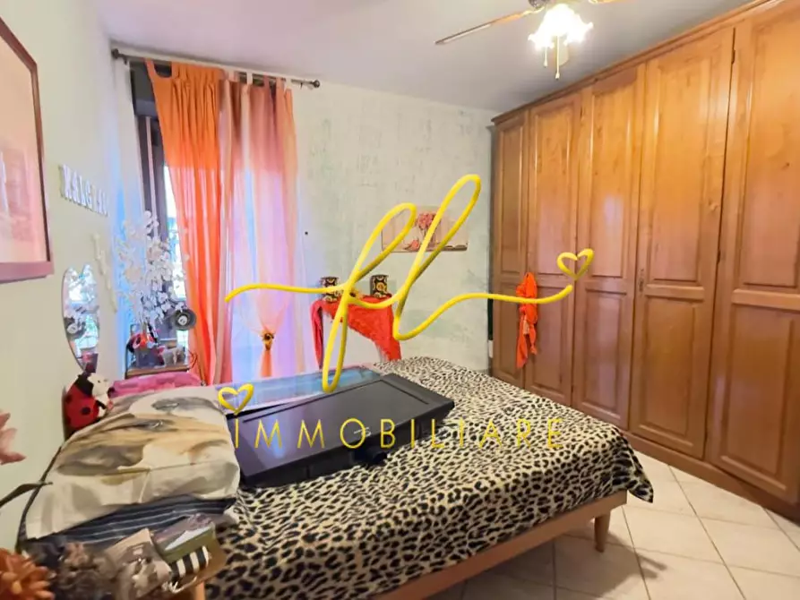 Immagine 14 di Appartamento in vendita  a Livorno