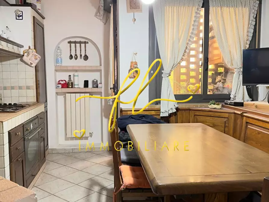 Immagine 5 di Appartamento in vendita  a Livorno