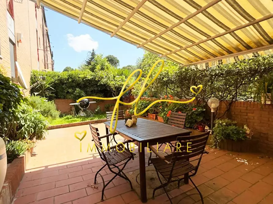 Immagine 2 di Appartamento in vendita  a Livorno