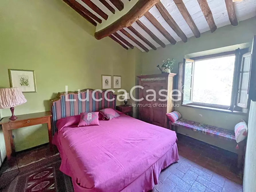 Immagine 37 di Rustico / casale in vendita  a Lucca