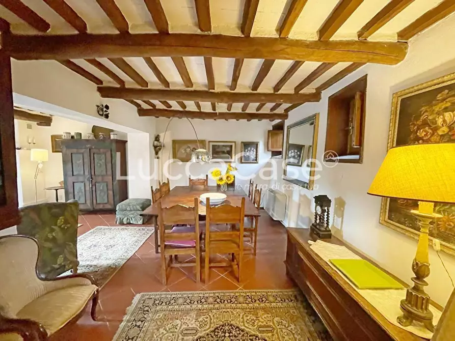 Immagine 20 di Rustico / casale in vendita  a Lucca