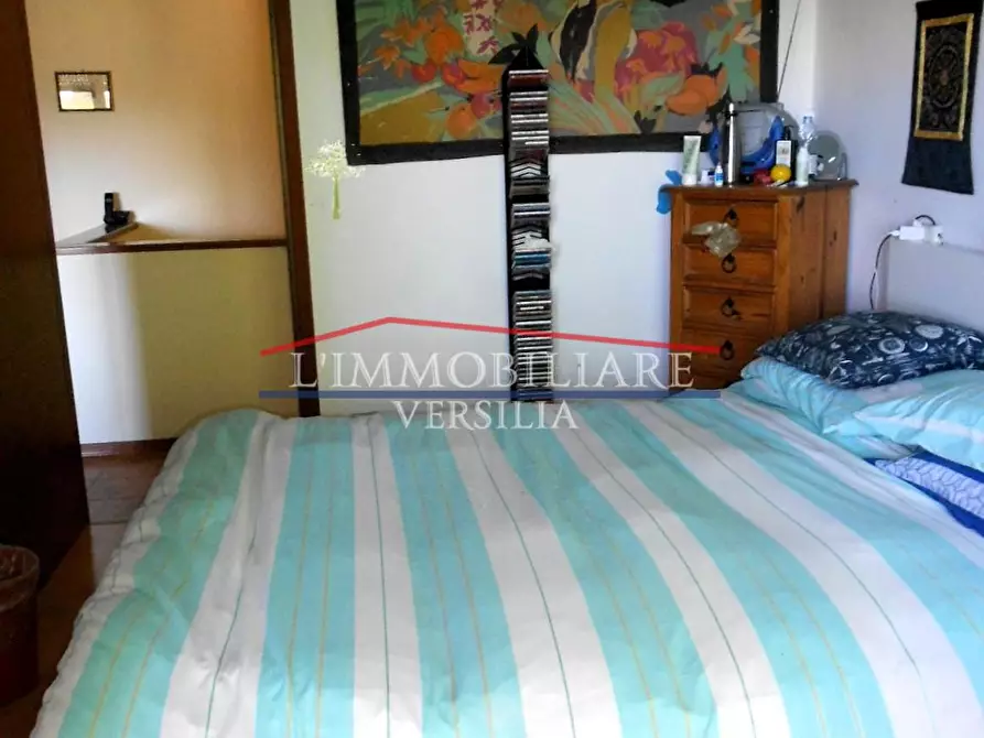 Immagine 35 di Villetta a schiera in vendita  a Massa