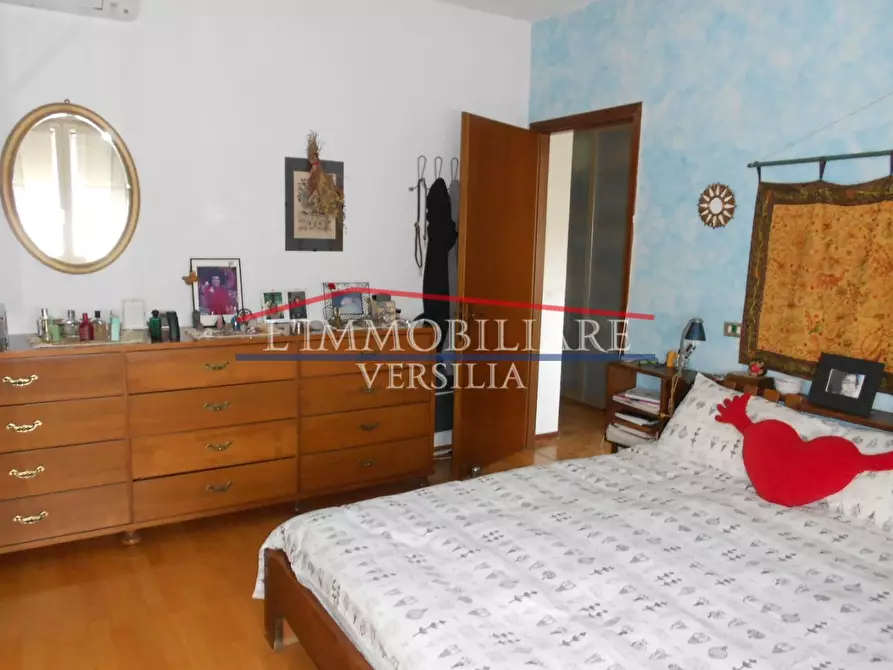 Immagine 53 di Villetta a schiera in vendita  a Massa