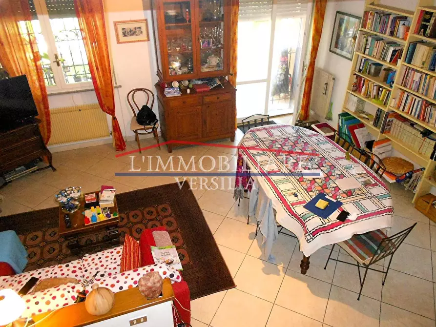 Immagine 30 di Villetta a schiera in vendita  a Massa