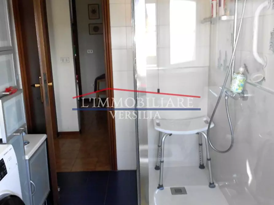 Immagine 50 di Villetta a schiera in vendita  a Massa