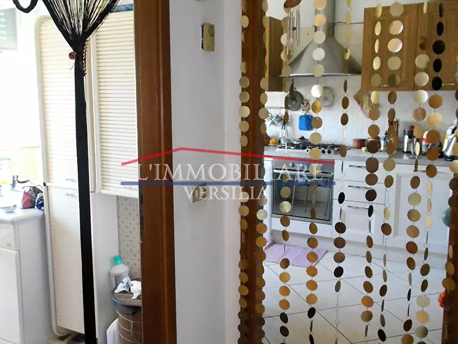 Immagine 23 di Villetta a schiera in vendita  a Massa