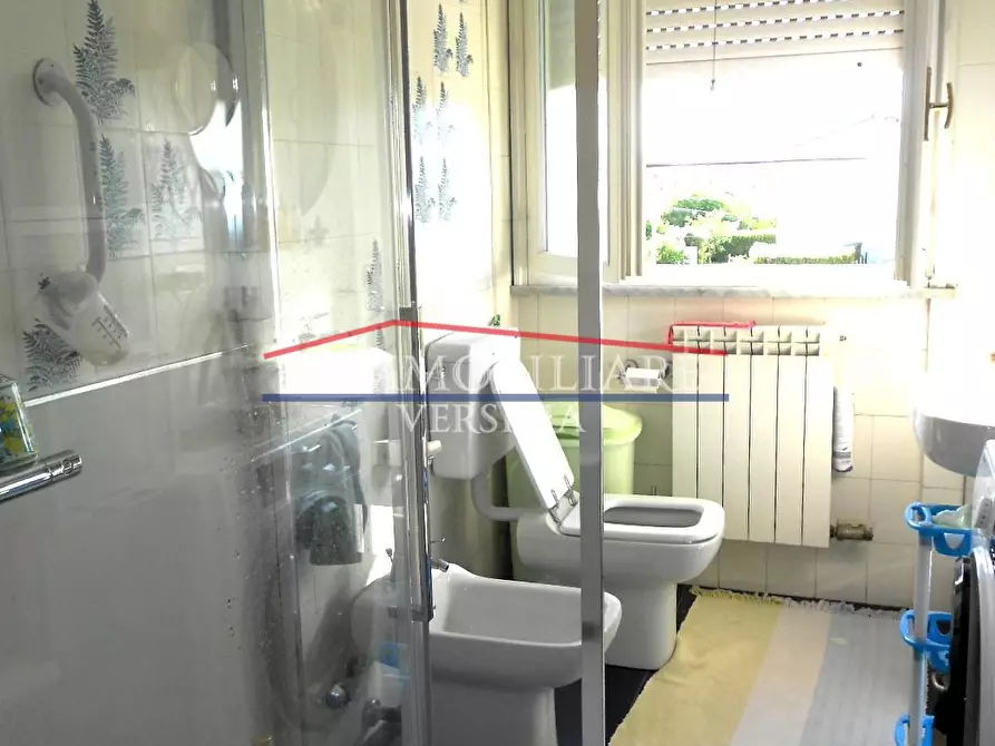 Immagine 49 di Villetta a schiera in vendita  a Massa