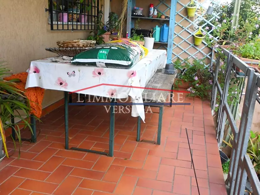 Immagine 9 di Villetta a schiera in vendita  a Massa