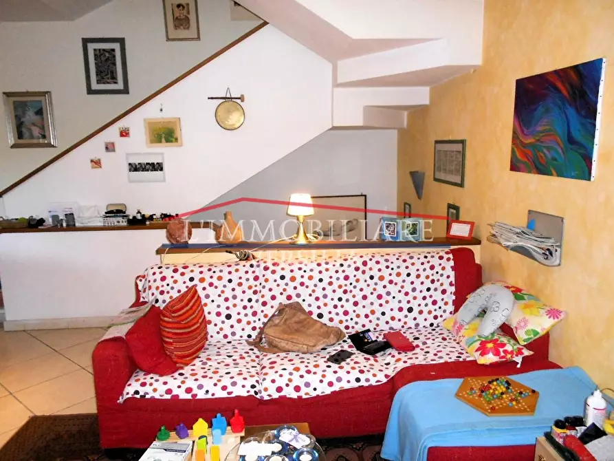 Immagine 14 di Villetta a schiera in vendita  a Massa