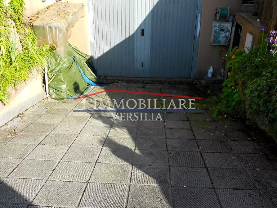 Immagine 64 di Villetta a schiera in vendita  a Massa