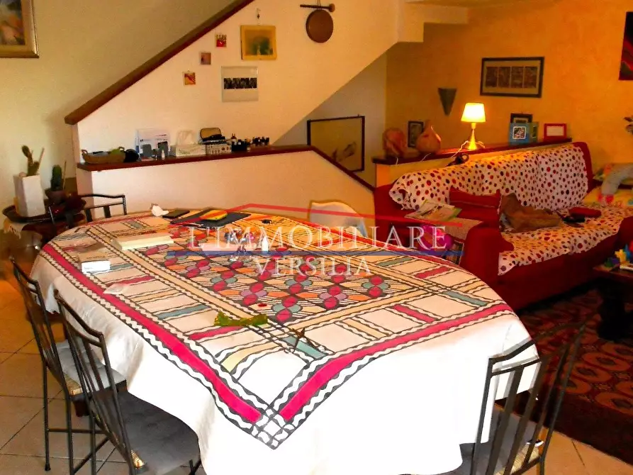 Immagine 12 di Villetta a schiera in vendita  a Massa