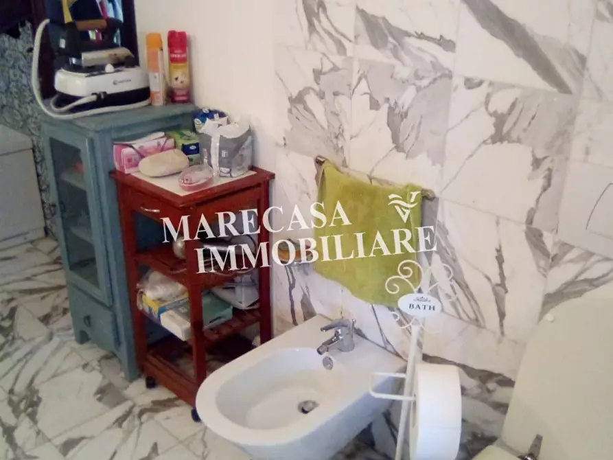 Immagine 13 di Appartamento in vendita  a Carrara