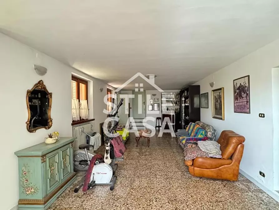 Immagine 37 di Casa indipendente in vendita  a Altopascio