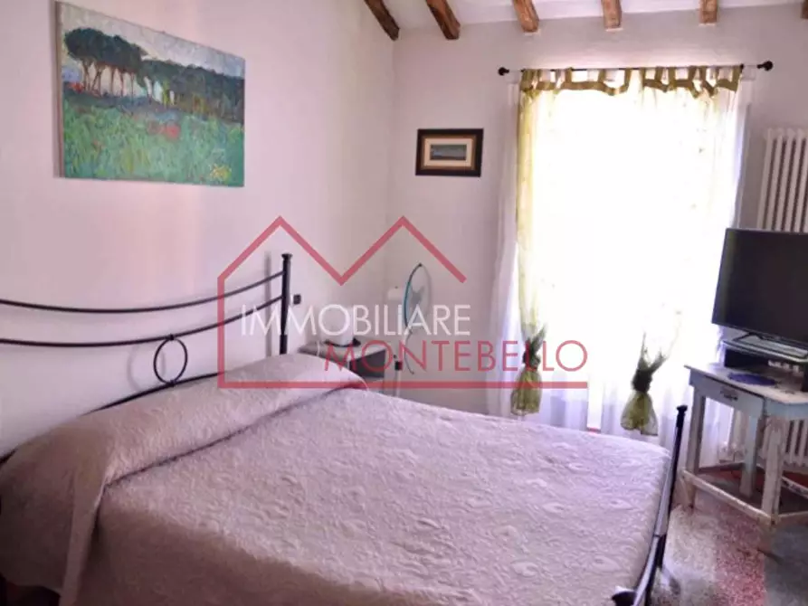 Immagine 9 di Terratetto in vendita  a Pietrasanta