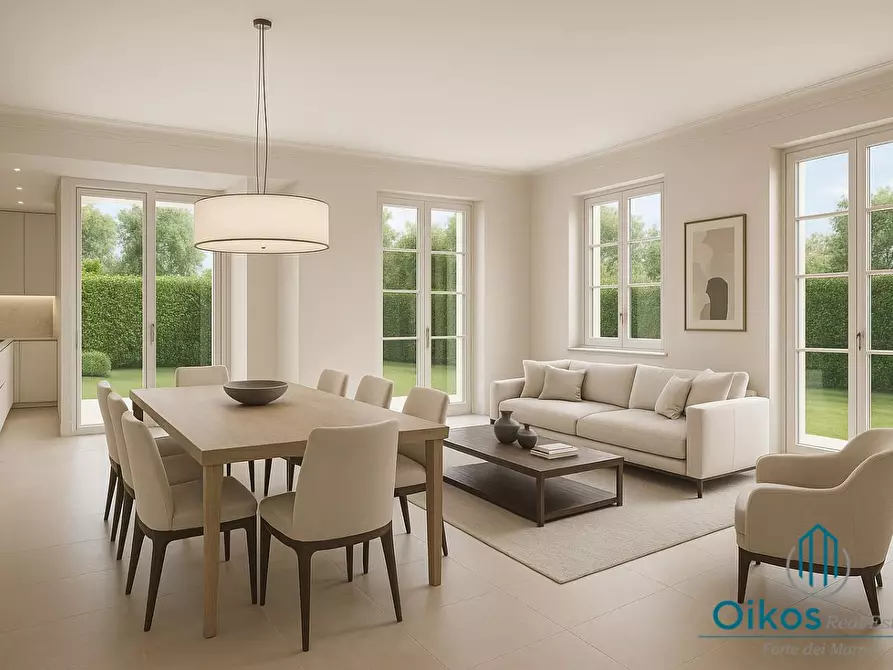 Immagine 4 di Villa in vendita  a Forte Dei Marmi