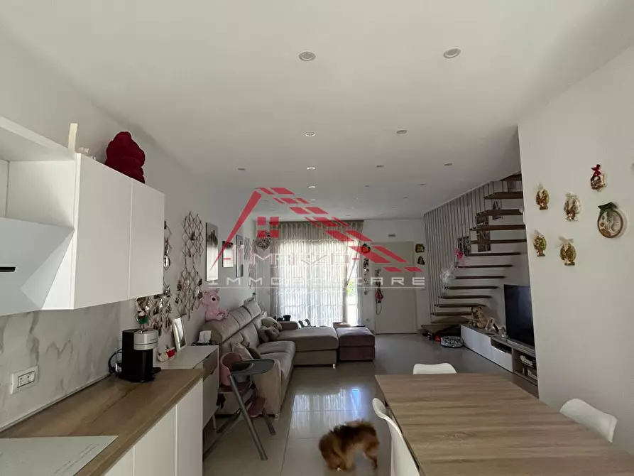 Immagine 3 di Villetta a schiera in vendita  a Vecchiano