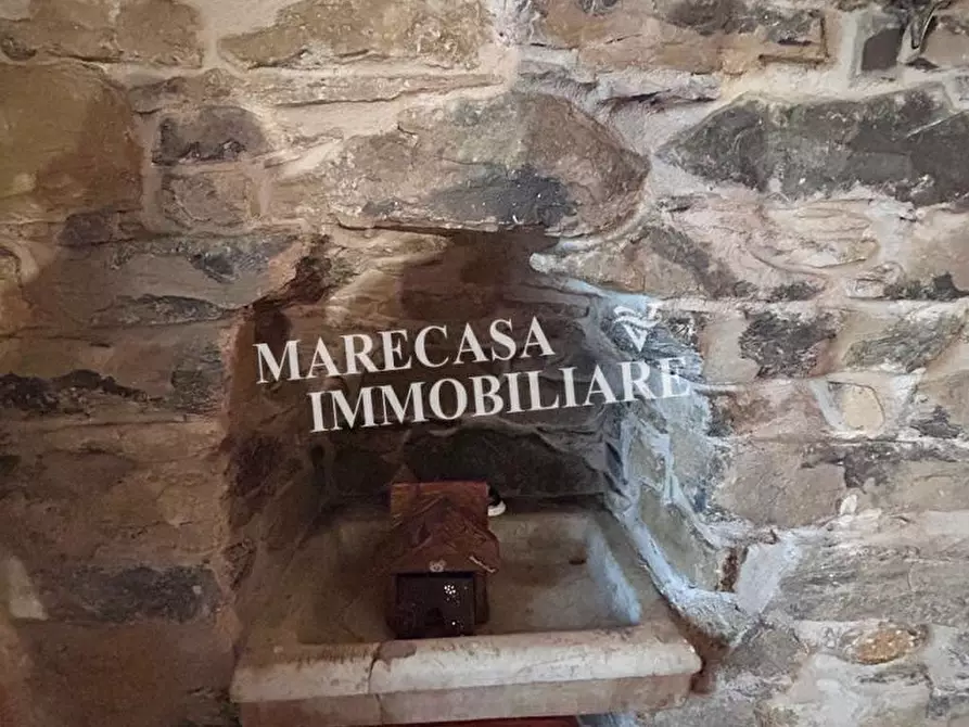 Immagine 57 di Casa indipendente in vendita  a Fivizzano