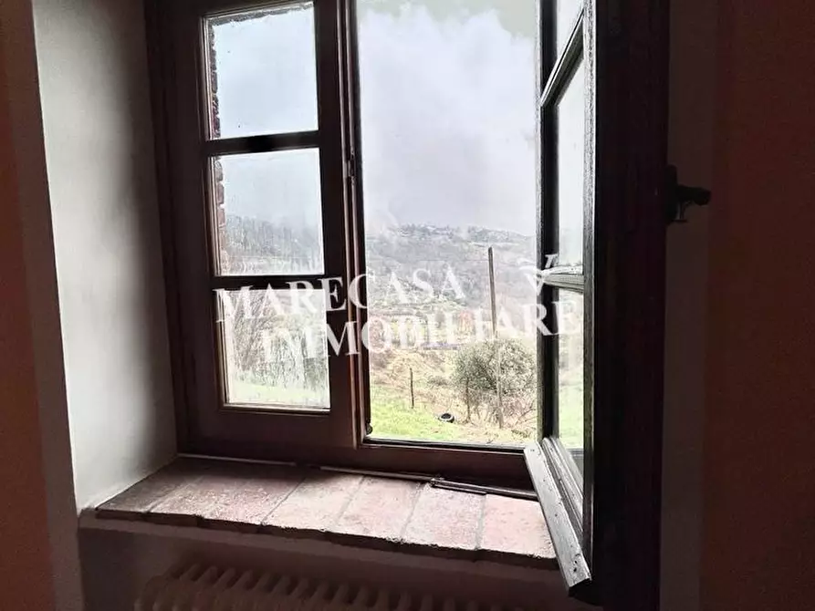 Immagine 18 di Casa indipendente in vendita  a Fivizzano