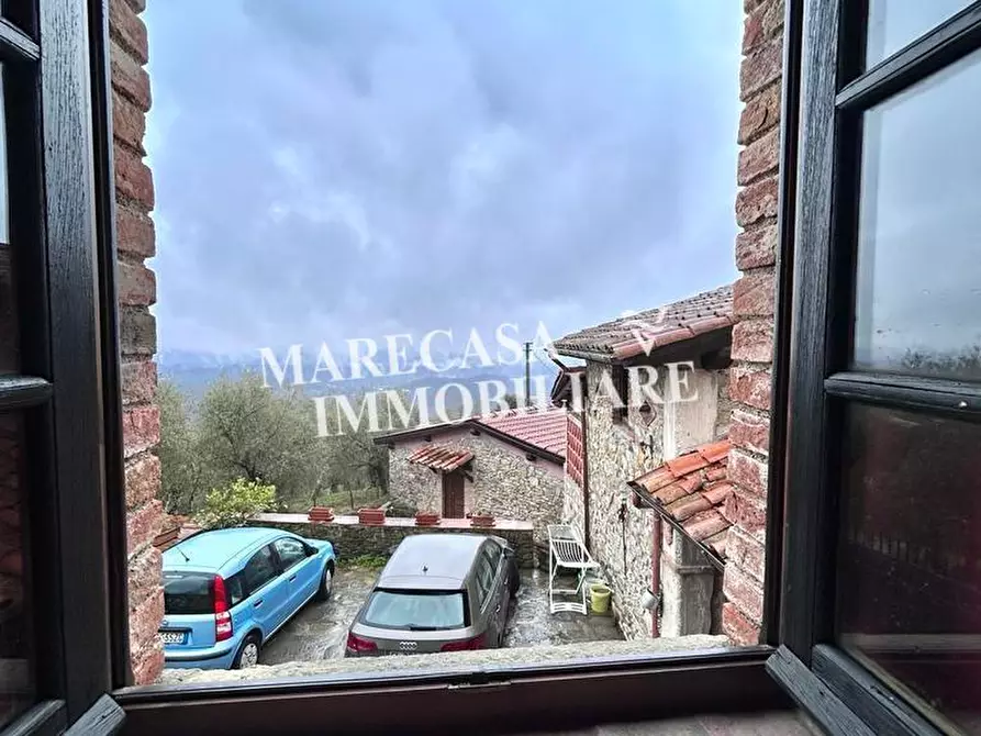 Immagine 22 di Casa indipendente in vendita  a Fivizzano