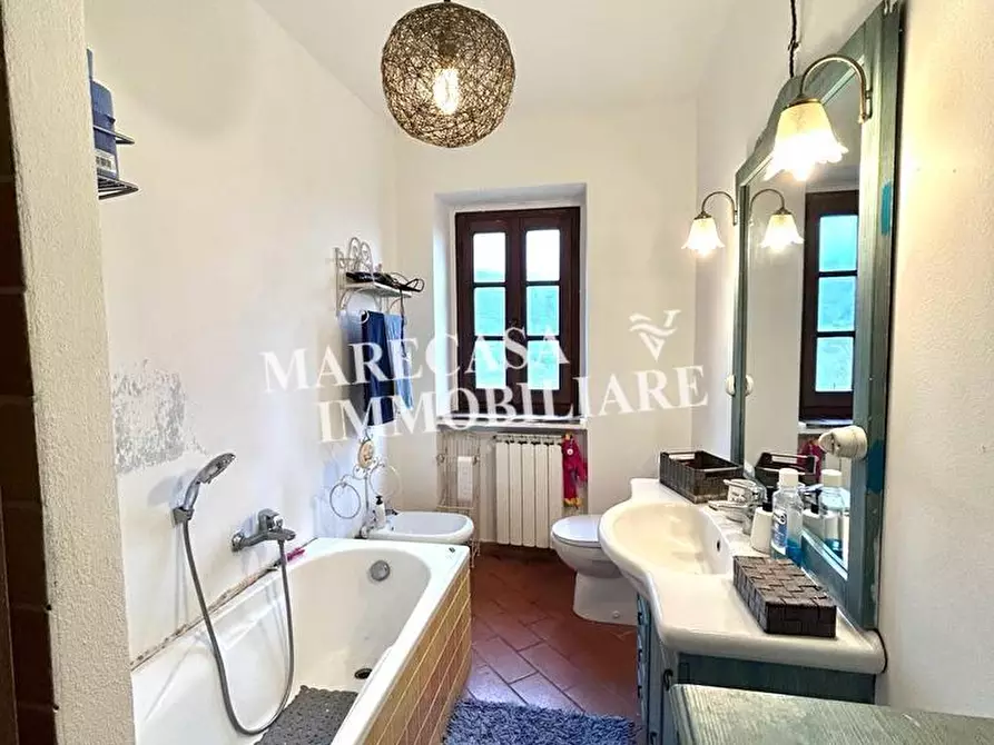 Immagine 25 di Casa indipendente in vendita  a Fivizzano