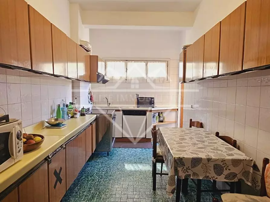 Immagine 20 di Appartamento in vendita  a Carrara