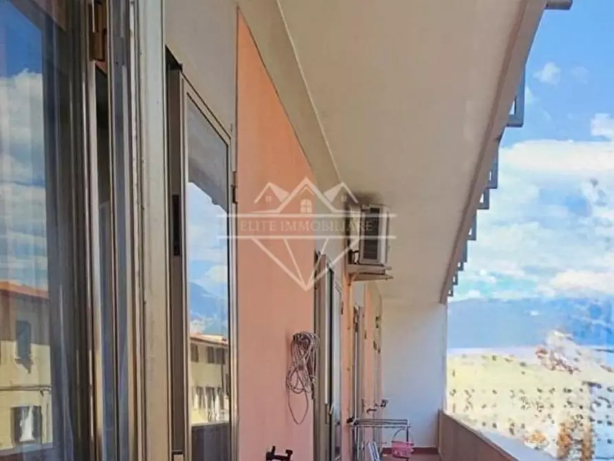 Immagine 22 di Appartamento in vendita  a Carrara