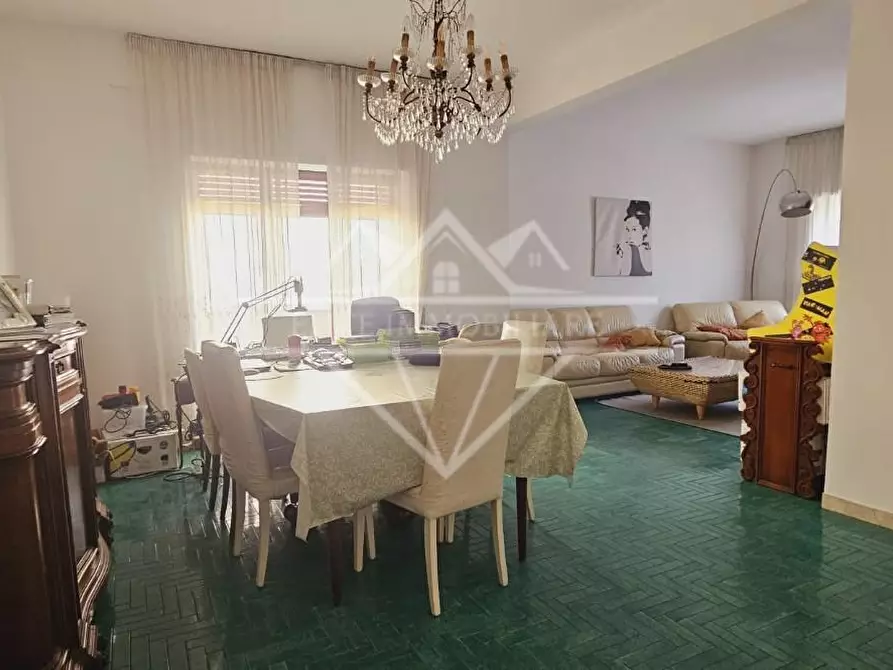 Immagine 5 di Appartamento in vendita  a Carrara