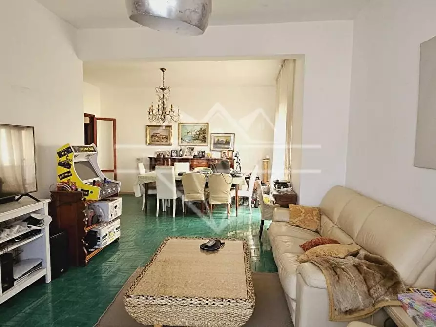appartamento in vendita a Carrara in zona Marina di Carrara