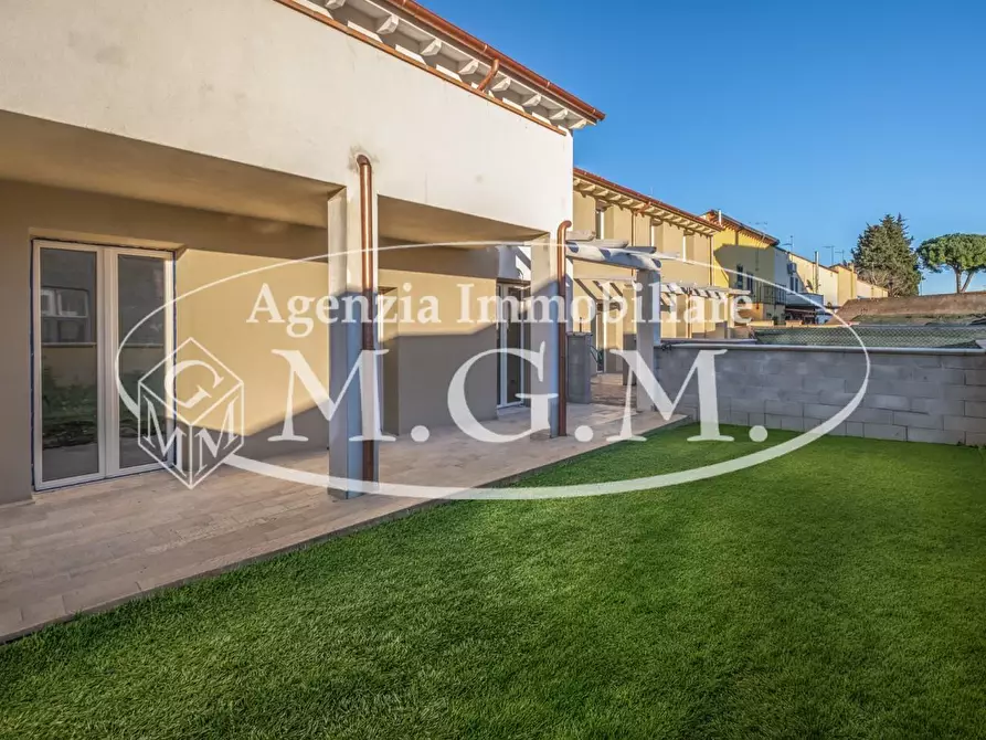 Immagine 3 di Villetta a schiera in vendita  a Calcinaia