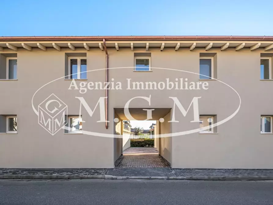 Immagine 15 di Villetta a schiera in vendita  a Calcinaia