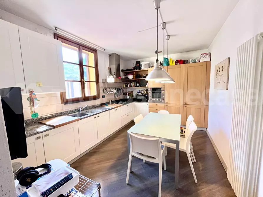 Immagine 9 di Appartamento in vendita  a San Giuliano Terme