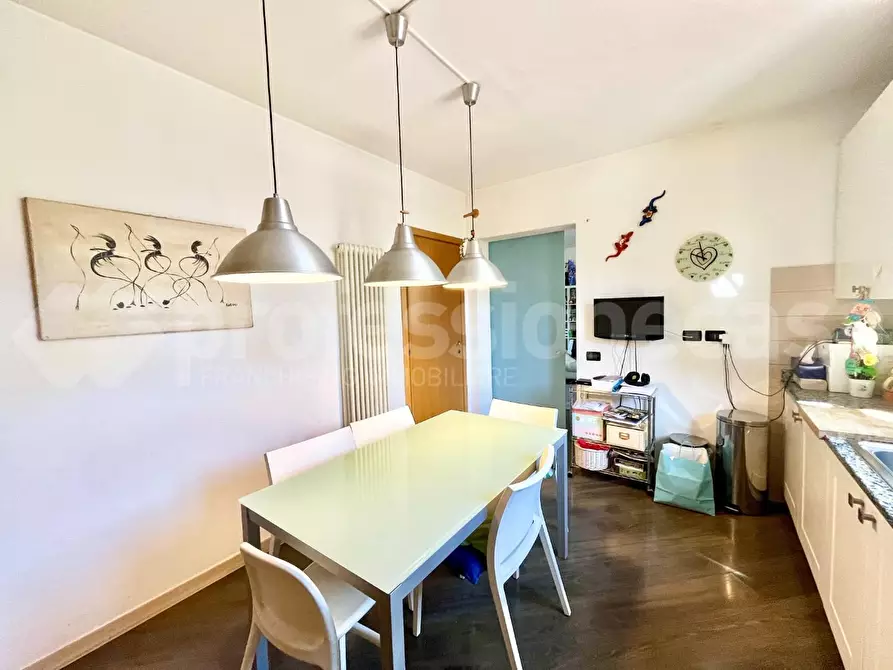 Immagine 12 di Appartamento in vendita  a San Giuliano Terme