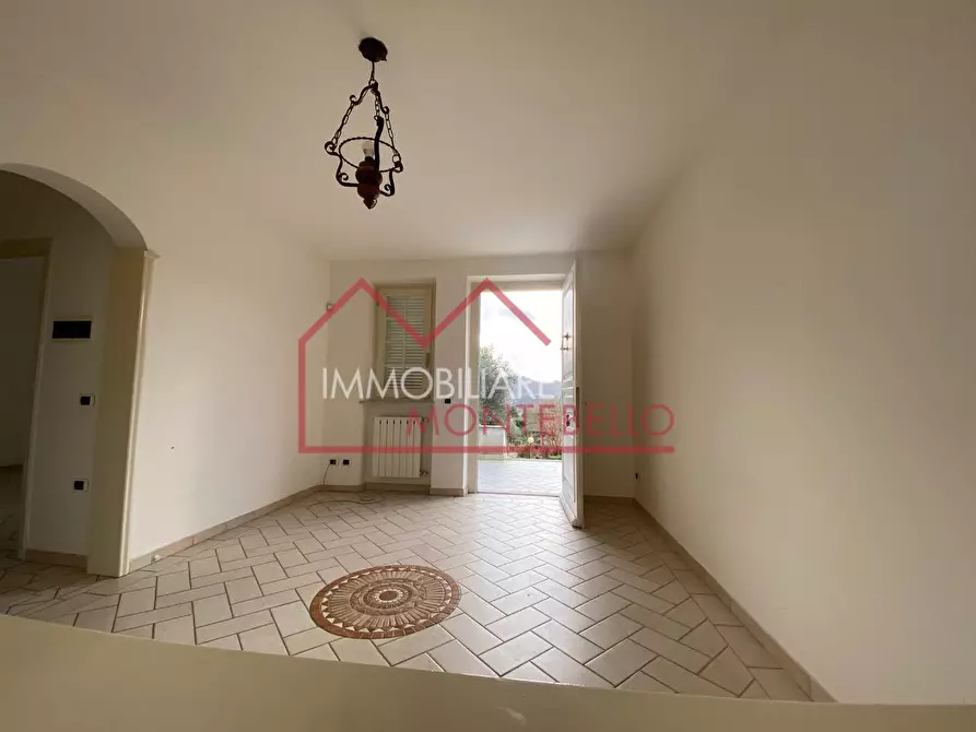 Immagine 6 di Casa indipendente in vendita  a Camaiore