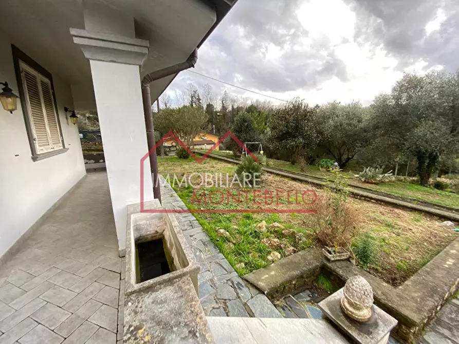 Immagine 14 di Casa indipendente in vendita  a Camaiore