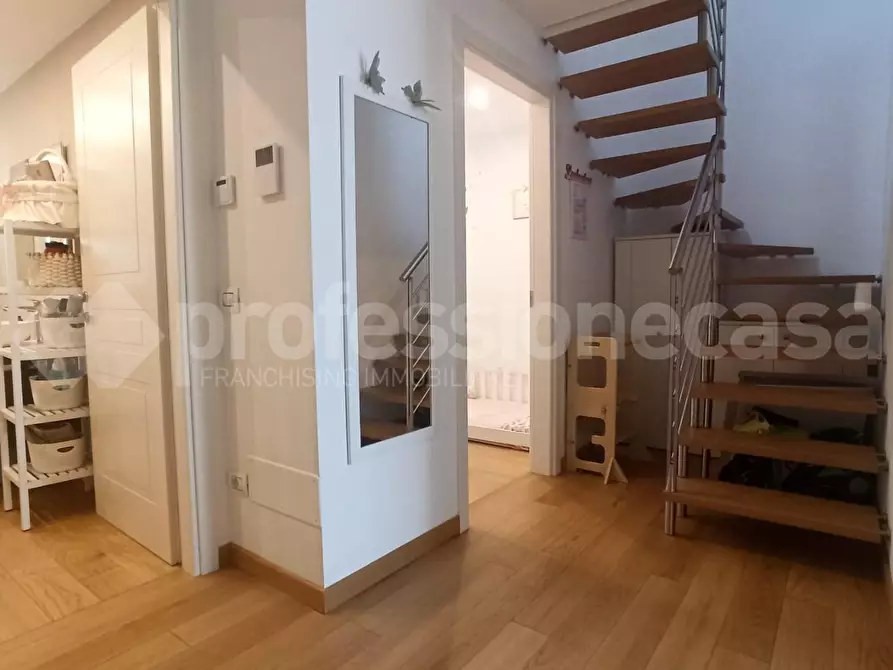 Immagine 17 di Villetta a schiera in vendita  a Vecchiano