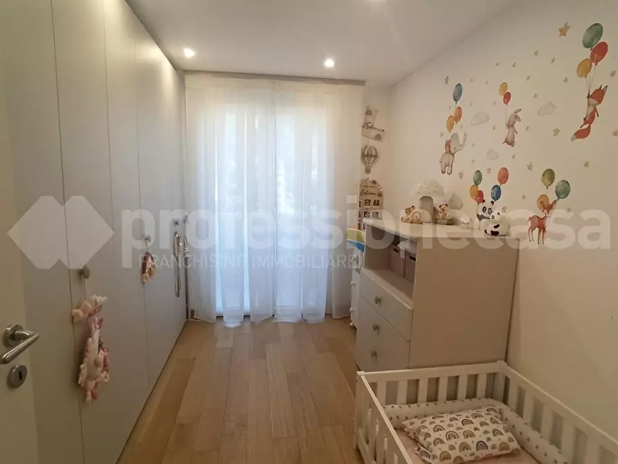 Immagine 13 di Villetta a schiera in vendita  a Vecchiano